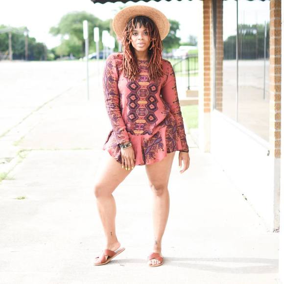 Meet your Posher, I'sha - Picture 1 of 1